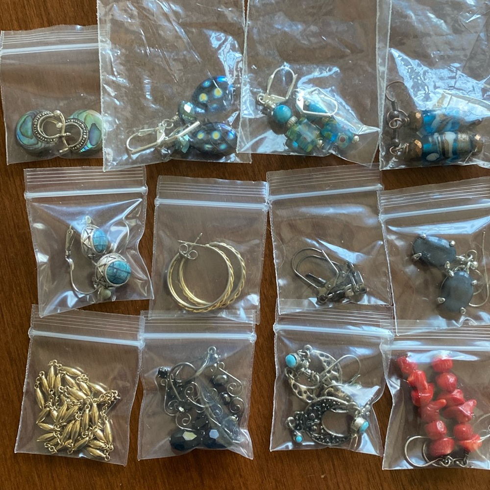 Bundle of 12 sets of pierced earrings. Something to please everyone!